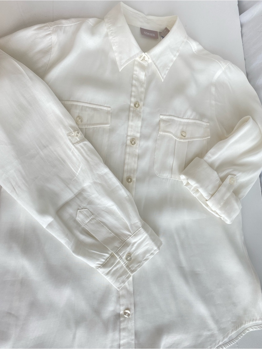 Chico's Ivory White Button Front Camp Shirt Size 1 Medium Roll Tab Sleeve Modal - Picture 12 of 16